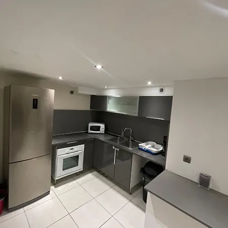 Апартаменты Tres Bel Pres De Montpellier *